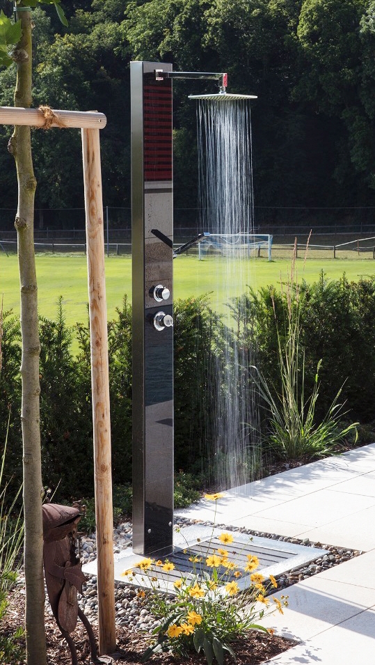 Outdoor K Luxury Glass Solar Shower - Image 2