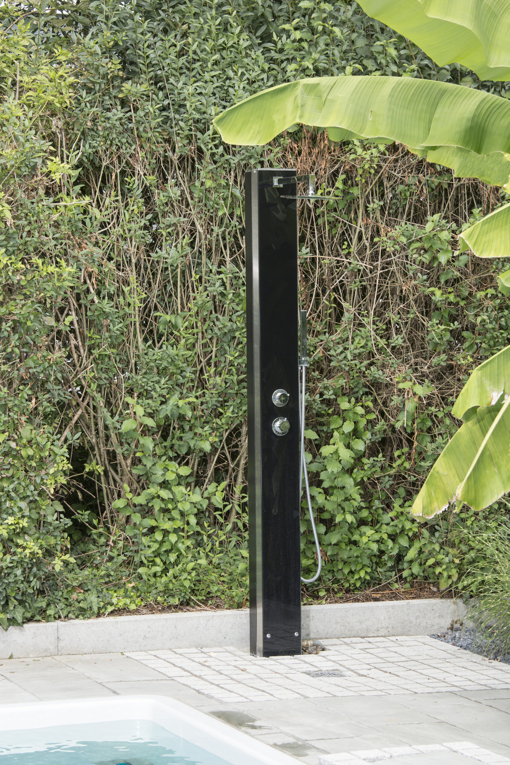 Outdoor K Luxury Glass Solar Shower - Image 5