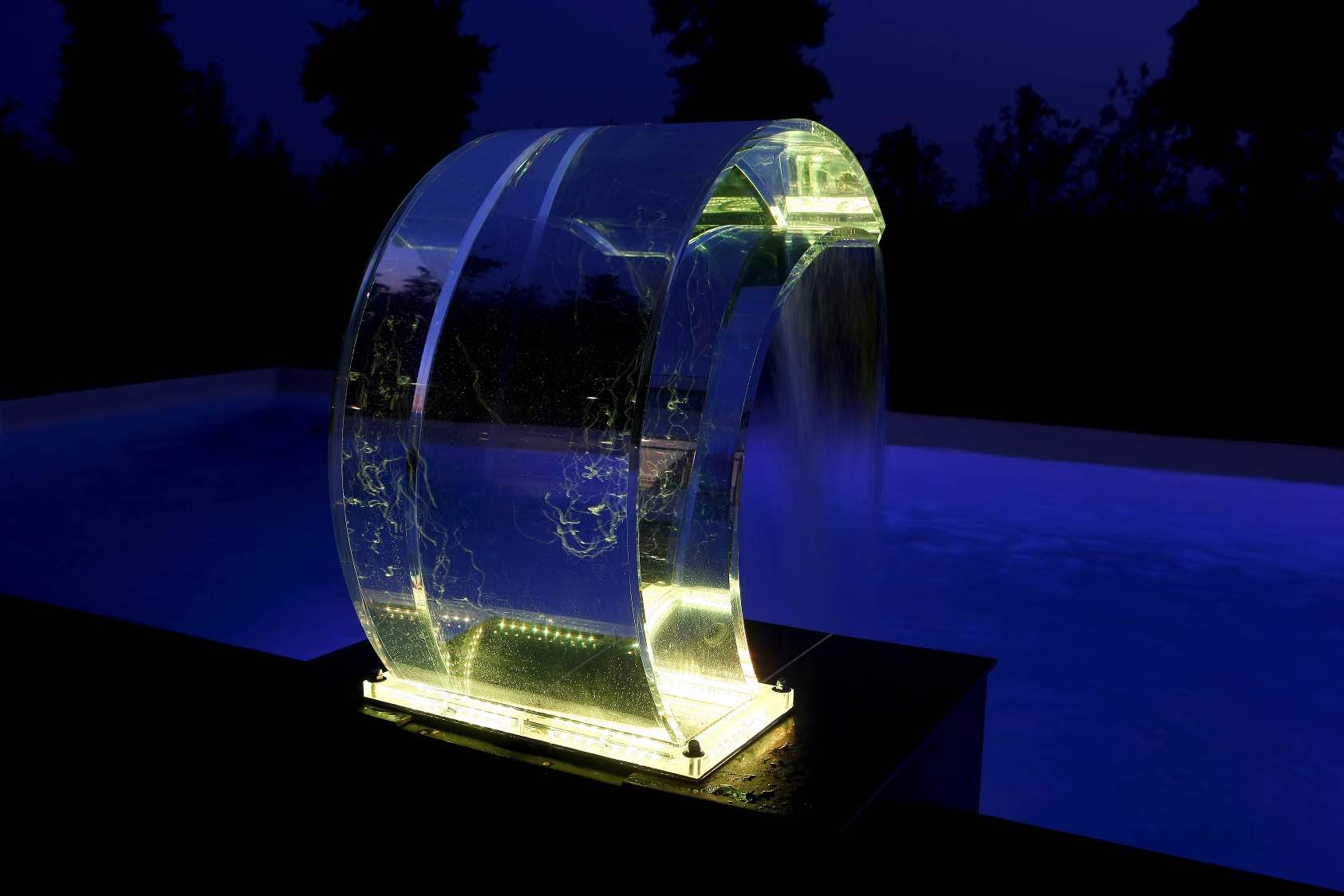 Gush T Pool Fountain w LED Lights - Image 2